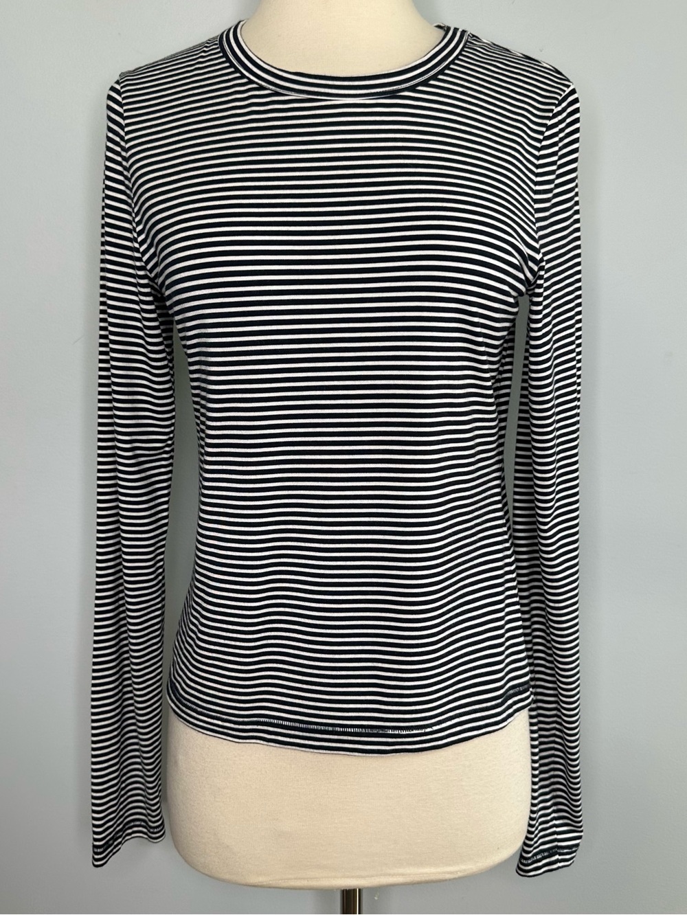 SOLD!!!!Rag & Bone Women’s Black White Stripe Modal Slub Long Sleeve Tee Shira